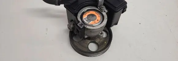 Citroen Xsara Picasso Power steering pump 9636271680 05080331F