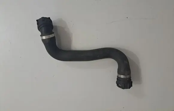 BMW 5 E60 E61 Engine coolant pipe/hose 7799748
