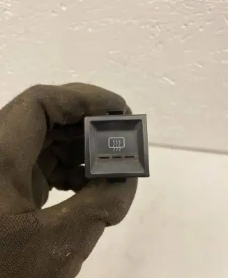 Volkswagen Transporter - Caravelle T5 Windscreen/window heater switch 7E0959621