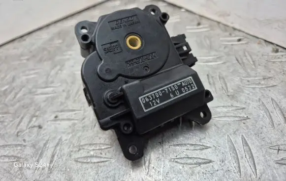 Lexus GS 300 400 430 Air flap motor/actuator 0637007150