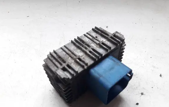 Opel Zafira B Glow plug pre-heat relay