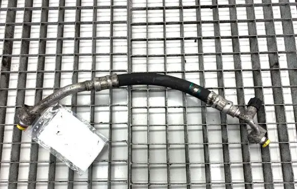 BMW X3 E83 Air conditioning (A/C) pipe/hose 