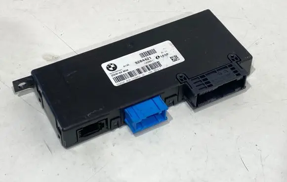 BMW 5 F10 F11 Gateway control module 9284421 120821 1159450