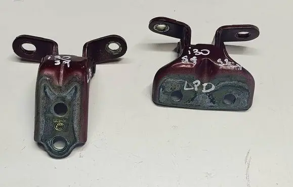 Hyundai i30 Front door hinge set 6325828