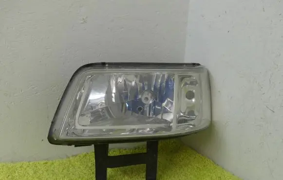 Volkswagen Multivan T5 Headlight/headlamp 7H1941015S