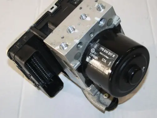 Porsche Cayenne (92A) ABS Pump 7P0614517R