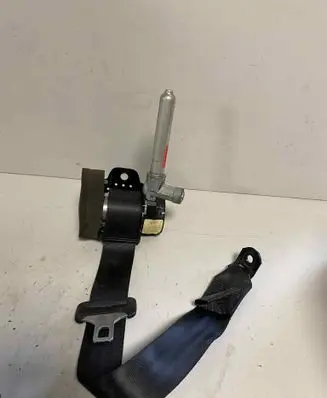 Volvo S40 Rear seatbelt 30615804