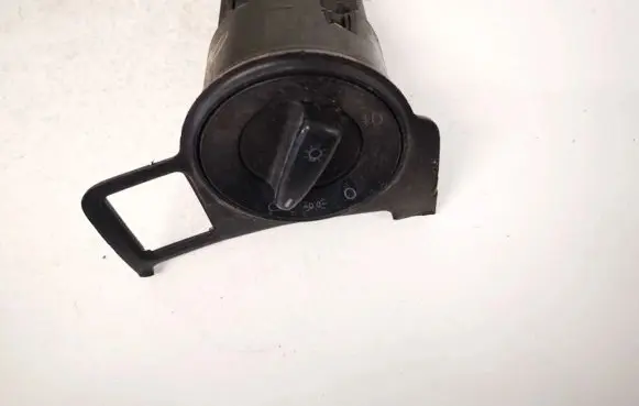 Volkswagen PASSAT B5 Light switch 1C0941531