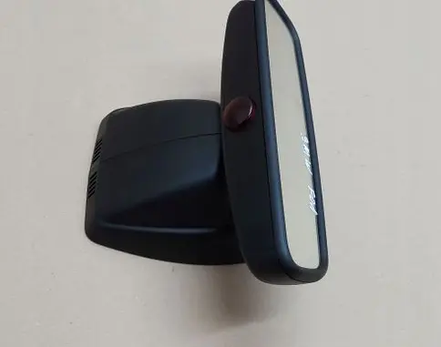 Rear view mirror (interior)