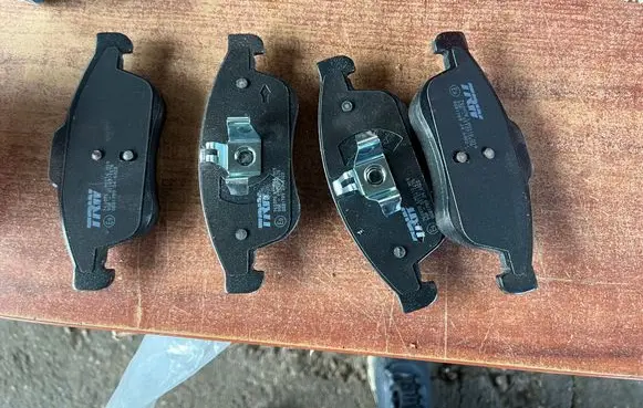 Renault Megane III Brake pads (front) 