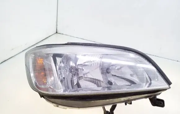 Opel Zafira A Headlight/headlamp 89100055