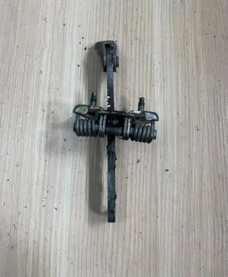 Renault Master III Front door check strap stopper