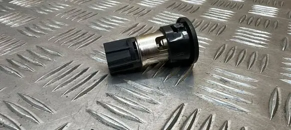Opel Zafira C Cigarette lighter 