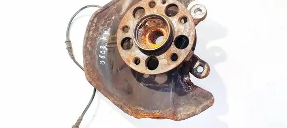 Mercedes-Benz B W245 Front wheel hub