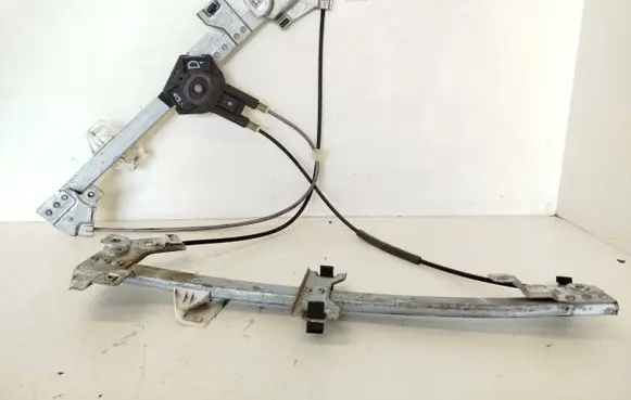 Citroen Berlingo Front door window regulator with motor
