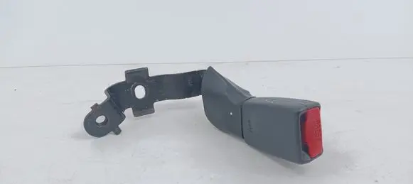 Toyota Avensis T250 Rear seatbelt buckle 1019680