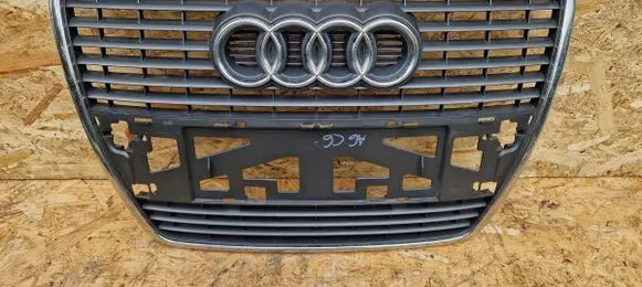 Audi A6 S6 C6 4F Front bumper upper radiator grill GR027