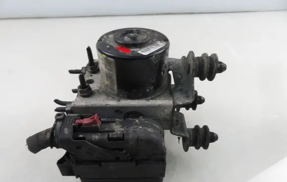 Volkswagen Golf V ABS Pump 10097003153 1K0907379P 1K0614117H