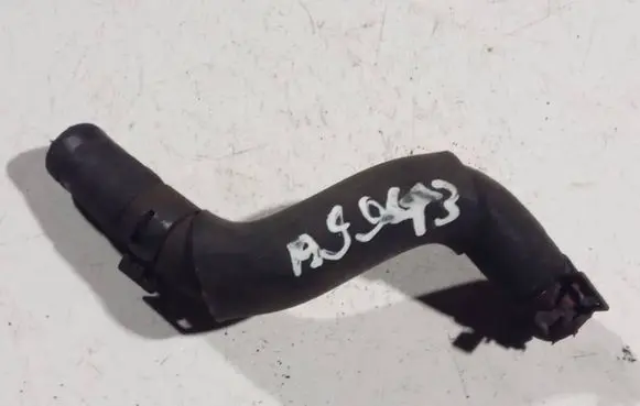 Toyota Yaris Engine coolant pipe/hose