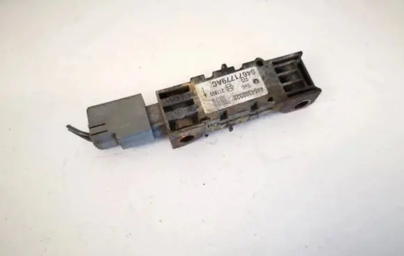 Chrysler 300 - 300C Airbag deployment crash/impact sensor 04671779ac