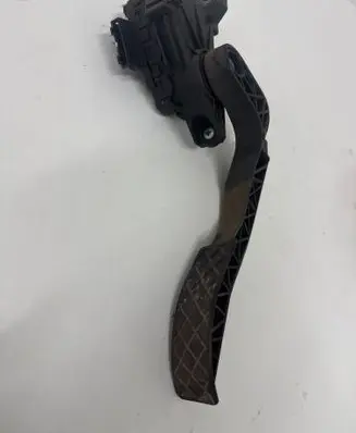Audi A4 S4 B7 8E 8H Accelerator throttle pedal 8E1721523C