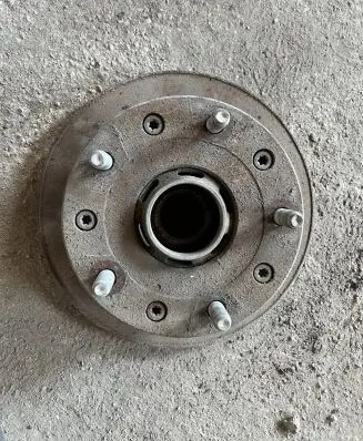 Ford Transit Rear wheel hub