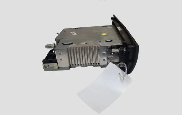 Renault Laguna III Radio/CD/DVD/GPS head unit 281150004R RNRDAR70008187