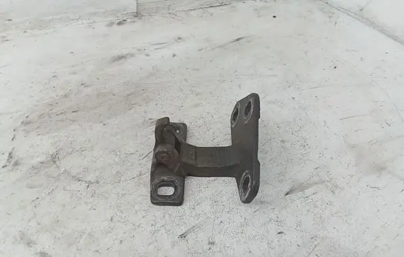 BMW X5 E53 Tailgate/trunk/boot hinge 8402183