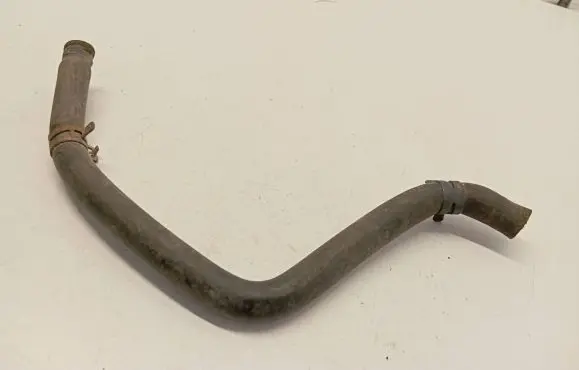 Volkswagen Transporter - Caravelle T4 Engine coolant pipe/hose 074121109A