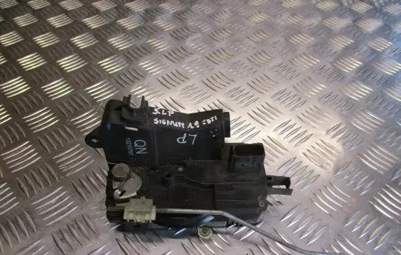 Opel Signum Front door lock