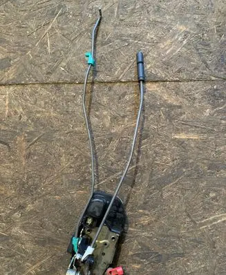 Jeep Cherokee Front door lock