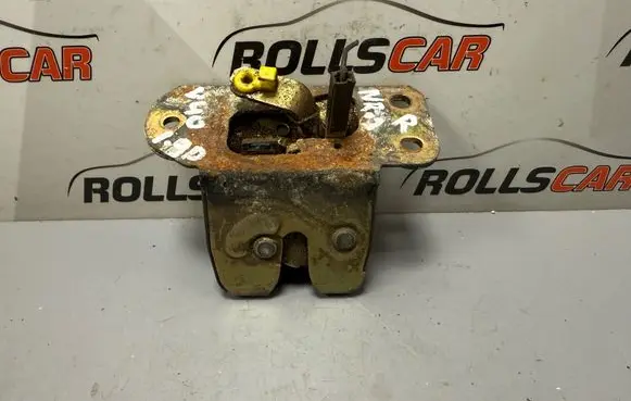 Volvo S40, V40 Loading door lock 