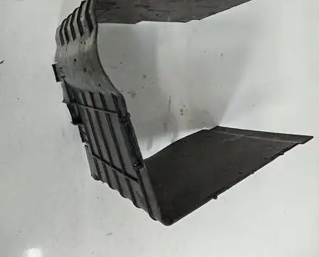Volkswagen Touran I Battery box tray 1K0915335B