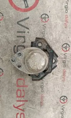 Ford Fiesta Engine mount bracket Al5i12cufe