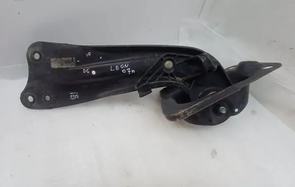 Seat Leon (1P) Rear upper control arm/wishbone 1K0505226F