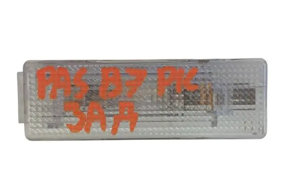Volkswagen PASSAT B7 Rear seat light 7L6947101A