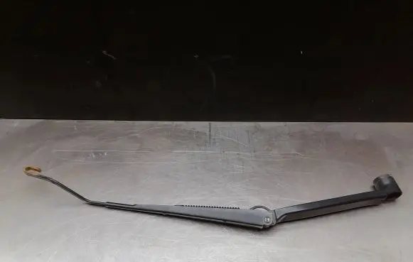 Mitsubishi Lancer X Front wiper blade arm