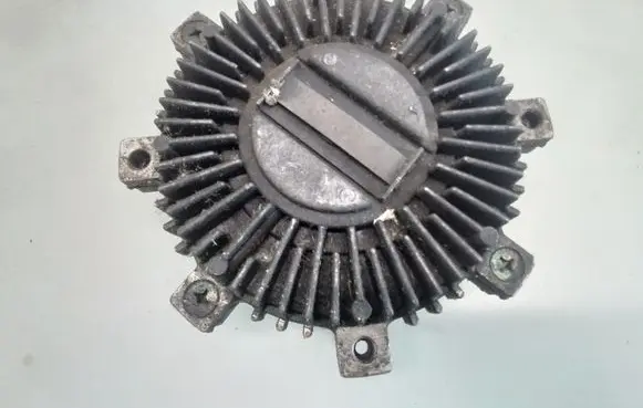 Mitsubishi Pajero Viscous fan clutch 