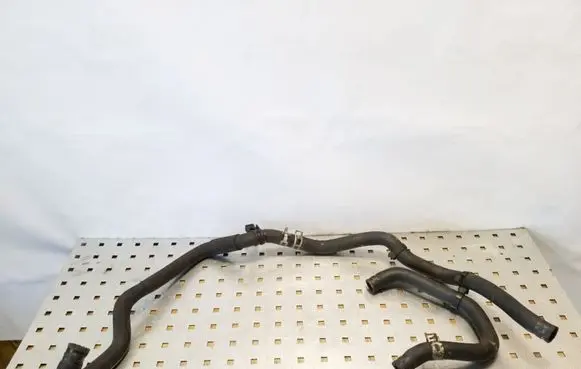 Toyota Land Cruiser (J120) Engine coolant pipe/hose