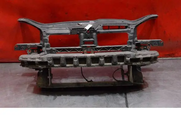 Volkswagen Jetta V Front bodywork piece 1K0805355