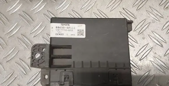 Toyota Verso Climate control unit 886500F111
