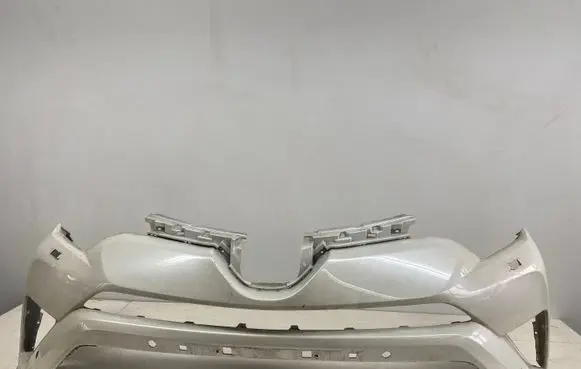 Toyota RAV 4 (XA40) Front bumper 521194A913