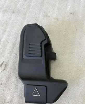 BMW X3 G01 Fuse box cover 8632554