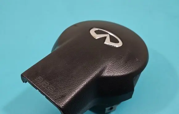 Steering wheel airbag