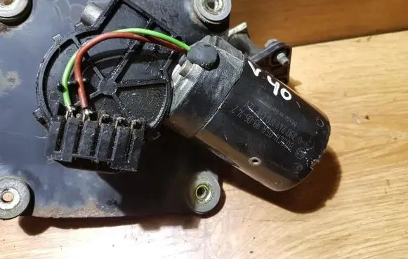 Volvo S40, V40 Wiper motor