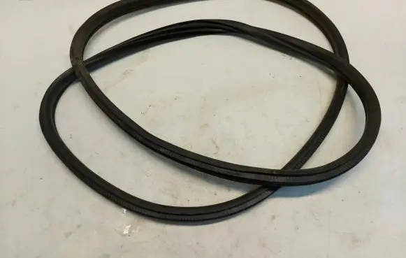 BMW 1 F40 Sliding door rubber seal f40usz452452