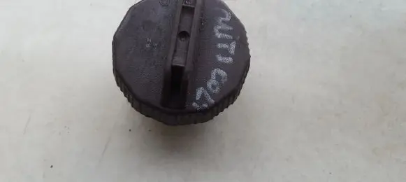 Mitsubishi Colt Fuel tank filler cap 