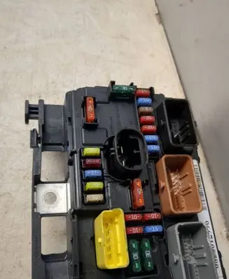 Citroen DS3 BSM Control unit 9667199780