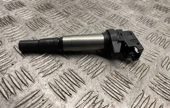 BMW 7 F01 F02 F03 F04 High voltage ignition coil 5DA358057001
