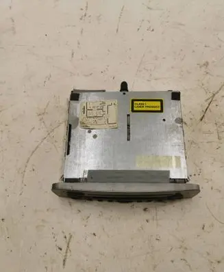 Alfa Romeo 147 Radio/CD/DVD/GPS head unit 8631122613
